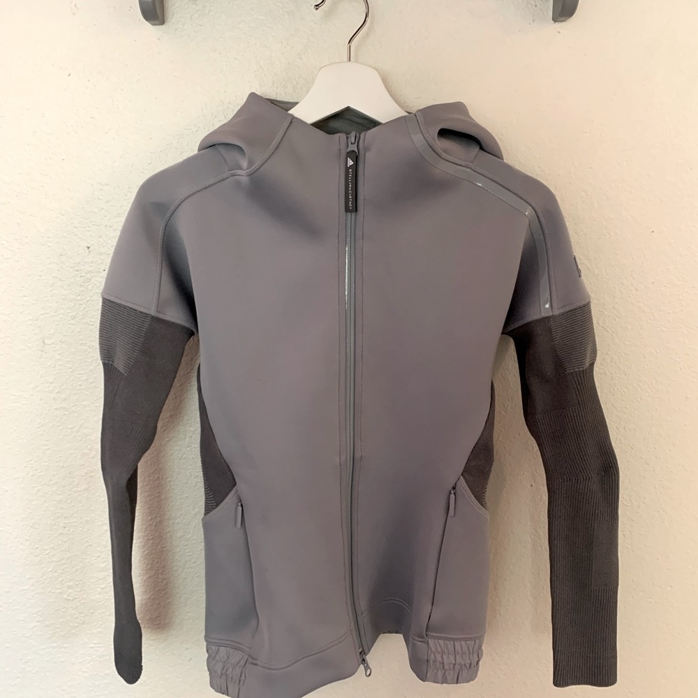 Adidas x Stella McCartney collaboration exercise jacket (size: xs). Slimming!!!